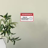 Classic Framed Plus Advertencia Zona de construcción Utilice casco Door or Wall Sign | Business Warning Signage