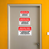 Classic Framed Plus Dead Bolt Must Remain Unlocked / El Cerrojo debe permanecer desbloqueado/ Bilingual Spanish Door or Wall Sign | Business & Warehouse Signage