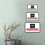 Classic Framed Plus Recordatorio: Cerrar el garaje Door or Wall Sign | Bilingual | Home Garage Sign