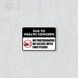 Classic Framed Plus Due to Health Concern, No Photographs Or Selfies With Chef Please Wall or Door Sign | Novelty Funny Warning Signs