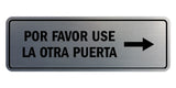 Signs ByLITA Standard Por Favor Use la Otra Puerta Right Arrow Sign | Spanish Workplace Business Direction Signs