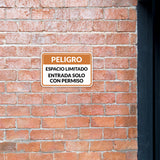 Classic Framed Plus Peligro Espacio Limitado- Entrada solo con permiso Door or Wall Sign | Business Warning Signage